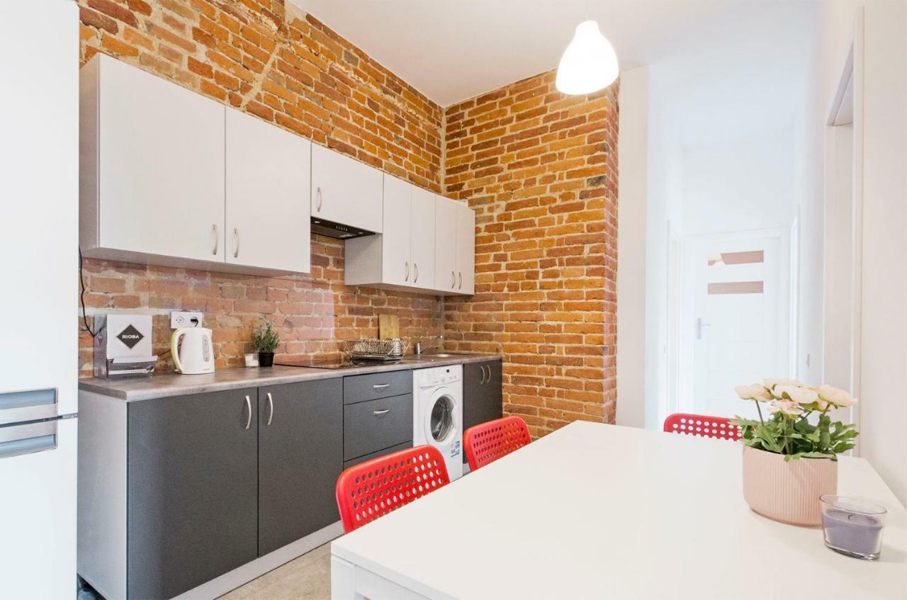 Apartstate Rooms On Wschodnia, 36 Lodz  Exterior photo